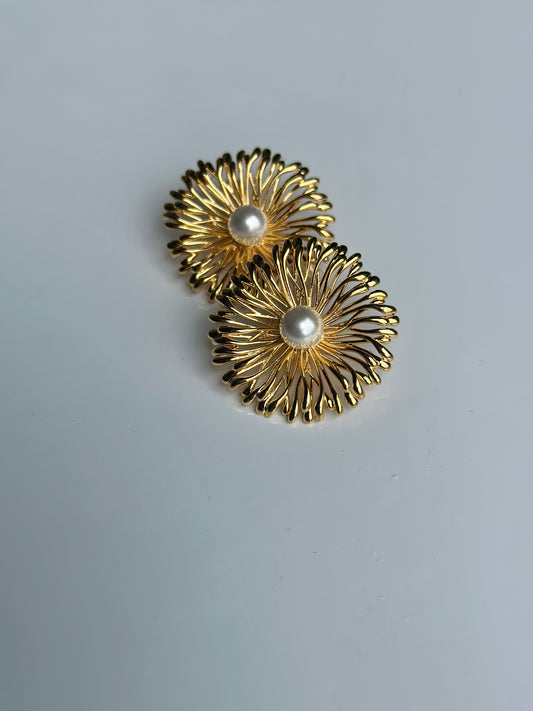 Floral Pearl Stud Earrings