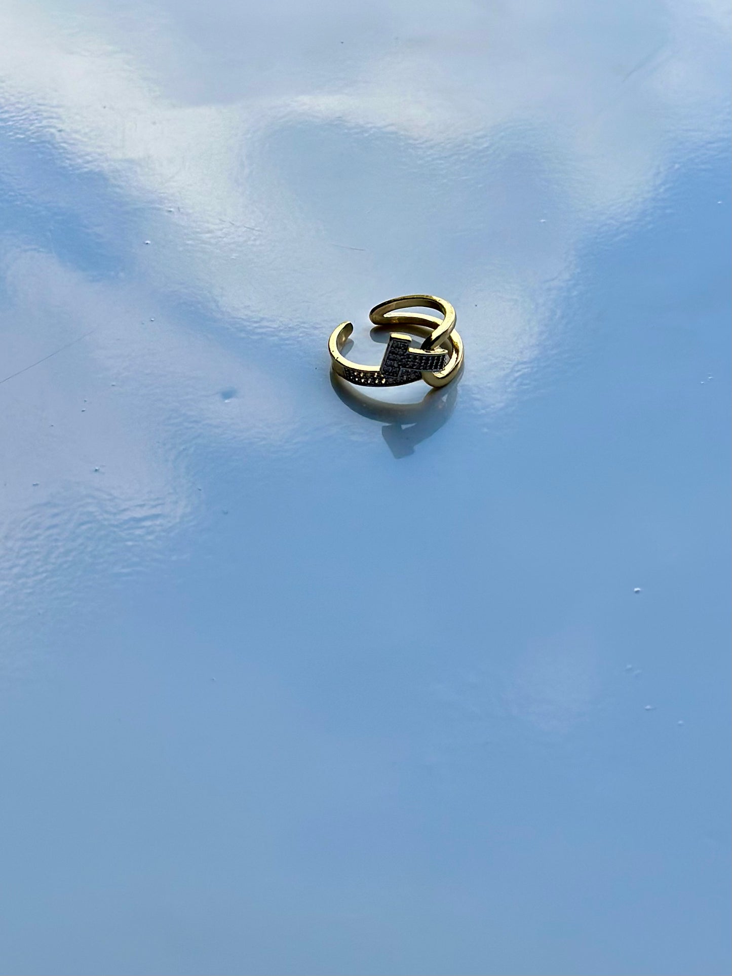 Crystal Crossover Ring